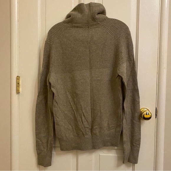 Men’s Banana Republic Cowl Neck Sweater, Size M - Picture 2 of 7